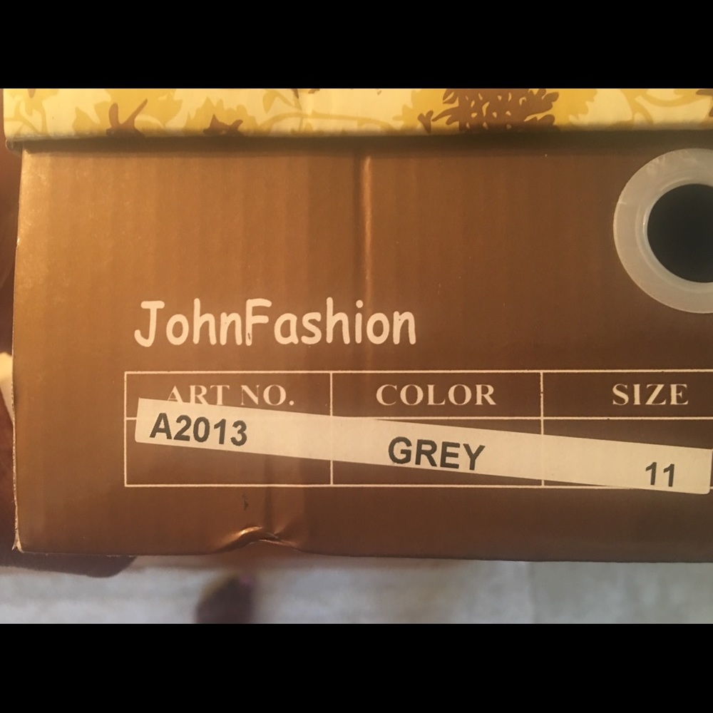 Silver sandals - Picture 8 of 8